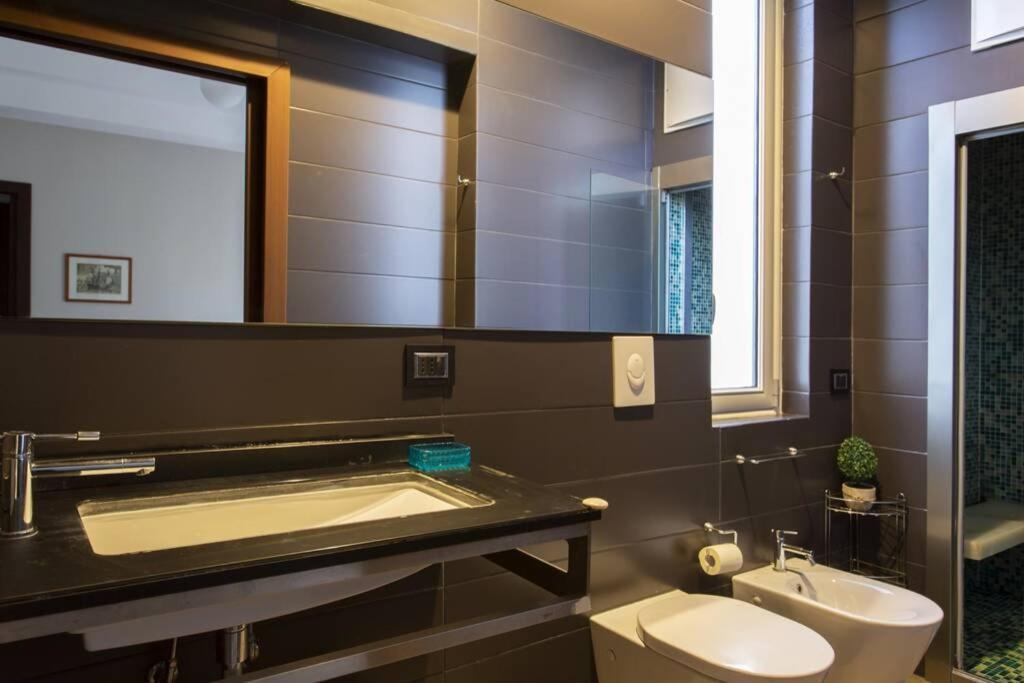 Luxury Sciuti Apartment Palermo Exterior foto